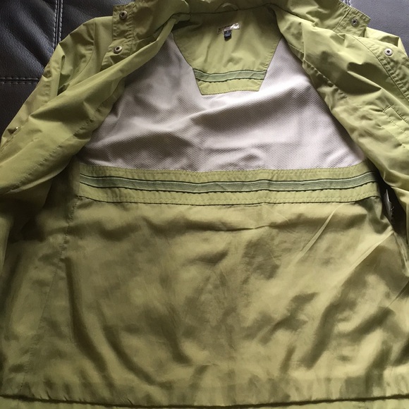 Light Spring Coat - Picture 4 of 5